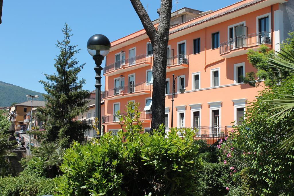 Hotel La Villa Ceccano Eksteriør bilde