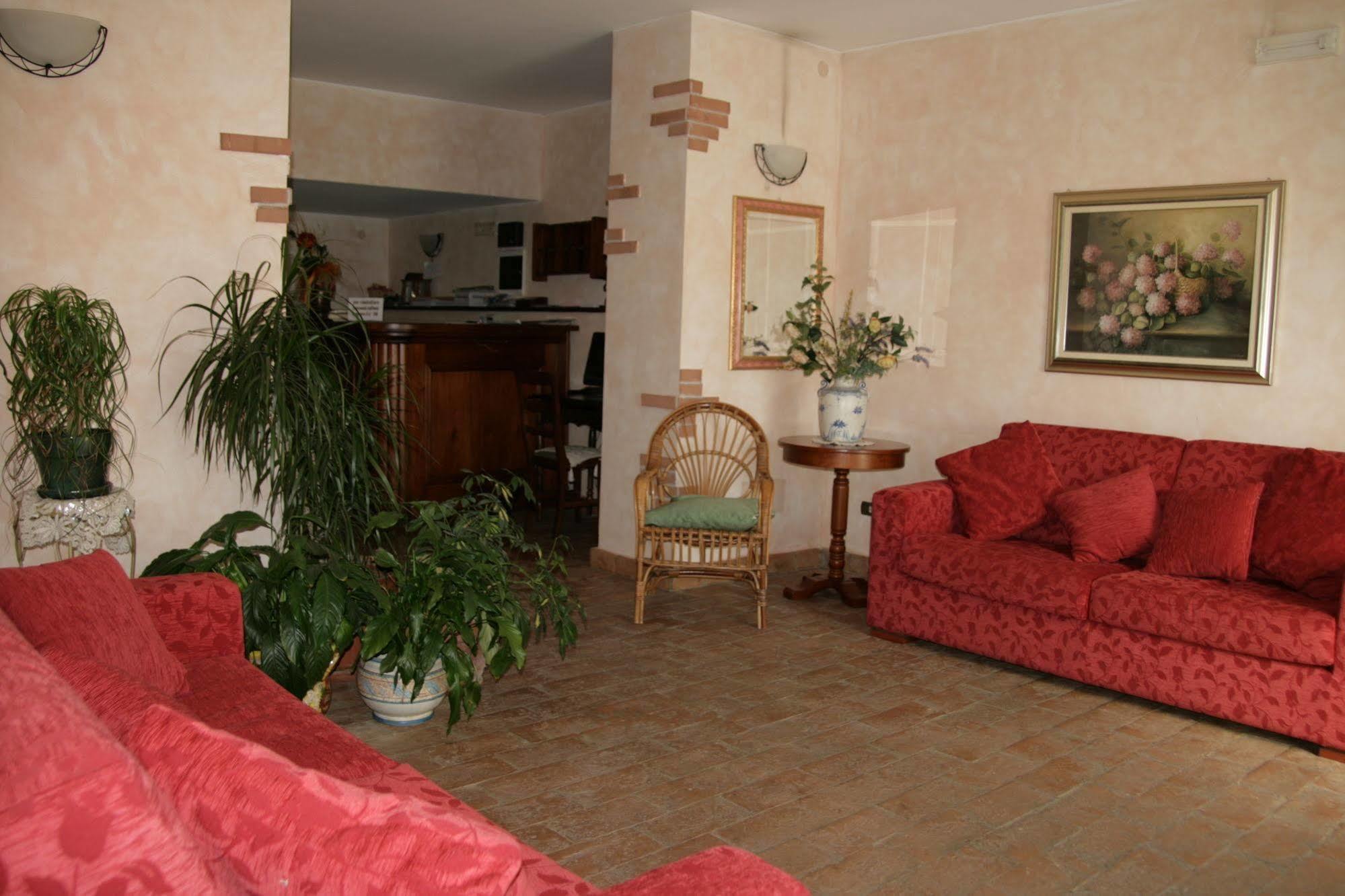 Hotel La Villa Ceccano Eksteriør bilde